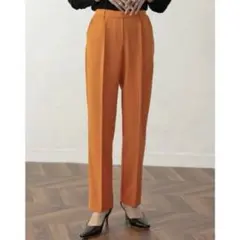 タックテーパードパンツ スラックス