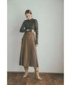 CLANE PINCH PLEAT MILITARY SKIRT