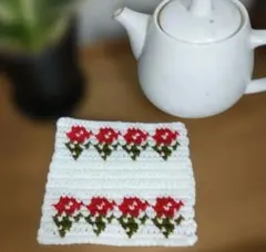 ティーマット　ポットマット　かごカバー　鍋敷き　北欧　花モチーフ