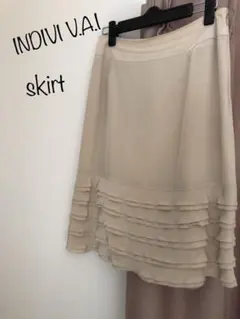INDIVI V.A.I（インディヴィ　ヴァイ）　綺麗なカラーのフリルスカート