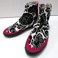 【極美品】SOU・SOU 先丸地下足袋 版画 ショートブーツ マルチカラー 23のサムネイル