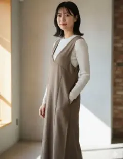 ナチュラルクチュール Vネック ジャンバースカート　ジャンスカ