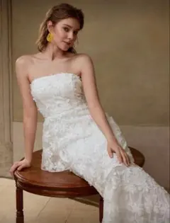 花柄刺繍 ストラップレス ウェディングドレス