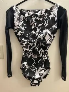 新品 stina スティナ 超人気 レオタード M 完売品 Stina スティナ レオタード girl 140-150 美品 - メルカリ