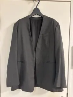 グレー ノーカラージャケット
