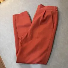 パンツ　オレンジ