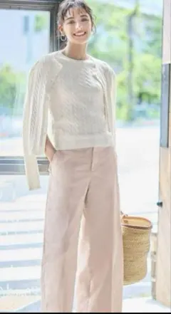 美品 UNIQLO ワイドチノパンツ　ピンク