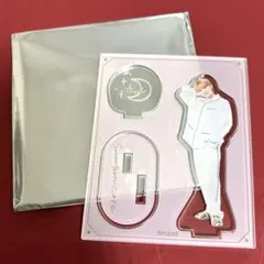 ウジ WOOZI SEVENTEEN CAFE 2021 アクスタ