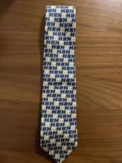 BURBERRY パターン入り ネクタイ