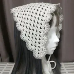 バブーシュカ　ヘッドドレス　グラニースクエア　かぎ編み　三角巾　ヘアアクセサリー