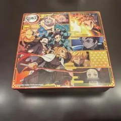 鬼滅の刃　お菓子缶　おまけ付き