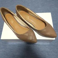 パンプス　靴　フラットシューズ　VIVIAN
