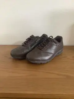 Mizuno ブラウン スニーカー ジッパー付き　24、5センチ　ウォーキング