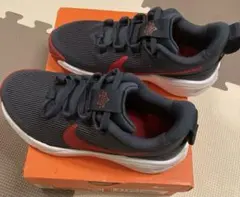 【NIKE】未使用　Star Runner 4 /19㌢