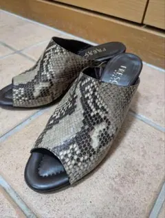 Item thumbnail for item 24c2cc5f-dace-4fb0-91a7-555fbfb6112a