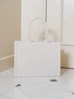 Darich ロゴトートバック アイボリー