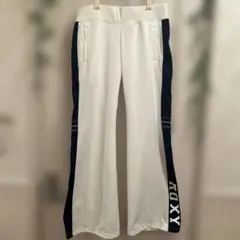 ROXYホワイトトレーニングパンツ