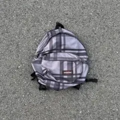 超激レア 90s EASTPAK チェック柄リュック　廃盤　archiveのサムネイル