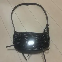 ブラックショルダーバッグ