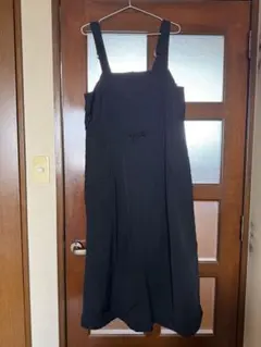 GU 黒のキャミワンピース