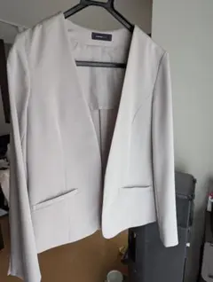 CLOSSHIBiz ノーカラージャケット ライトグレー 154-162cm