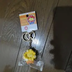 ミャクミャク　サンリオ　コラボ　推しカラー　新大阪駅限定　ポムポムプリン