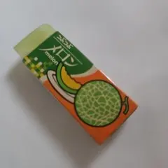 昭和レトロ　ヒノデワシ消しゴム　つぶつぶメロンのサムネイル