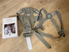 ベビービョルン　抱っこ紐　ベビーキャリアMINI air メッシュ