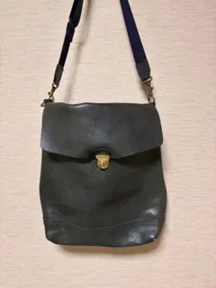 ショルダーバッグ a4