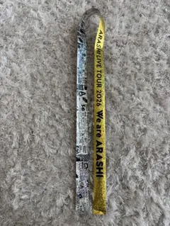 ARASHI LIVE TOUR 2026 銀テープ　キーホルダー ARASHI LIVE TOUR 2026 銀テープ キーホルダー - メルカリ