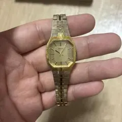 RADO レディース腕時計 ゴールドカラー