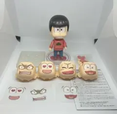 【中古ジャンク】ねんどろいど　顔・ボディ・台座　パーツセット 中古ジャンク】ねんどろいど 顔・ボディ・台座 パーツセット