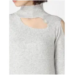 新品未使用タグ付き　ジーナシス リブニットオープンワンピース ライトシルバー