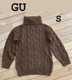 GU ケーブル編みタートルニット ブラウン