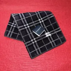 バーバリータオルハンカチノバチェックホースマーク刺繍　男女兼用　新品