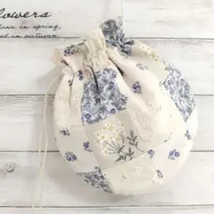 22. ハンドメイド　まるい巾着ポーチ　パッチワーク