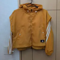 アディダス　フーデッドジャケット　ナイロン　ショート