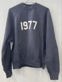 【HKI 8】ESSENTIALS FEAR OF GOD 1977 スウェット