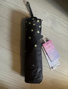 新品 晴雨兼用 軽量 折りたたみ傘 星柄 UVカット 99%以上　スター柄のサムネイル
