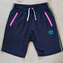 umbro ハーフパンツ 黒 ピンク 緑