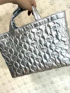 ハンドメイド　トートバッグ 宇宙人柄キルティング シルバーのサムネイル