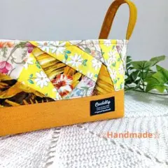 布バスケット　ハンドメイド　布小物入れ　ティッシュケース　パッチワークイエロー系