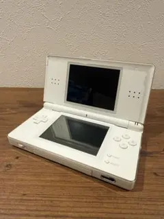 Nintendo DS Lite ホワイト タッチペン付き