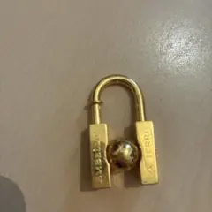 HERMES カデナ パドロック ゴールドカラー 保存袋付き - メルカリ
