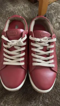 スポーツシューズ　 サイズ 24