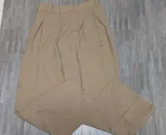 新品未使用品　GU ベージュ プリーツ入り パンツ XL