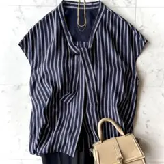 美品 アナイ シルク ボウタイブラウス 洗える ストライプ フレンチスリーブ 紺のサムネイル