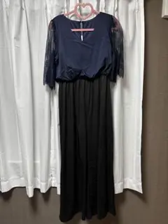 ネイビーと黒のレース袖パーティードレス　パンツスタイル