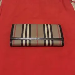 き*こ様 Burberry Icon Stripe Continental Wa