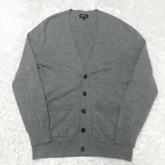 A.P.C アーペーセー　Vネックカーディガン　ロゴ　刺繍　ウール　グレー　Mのサムネイル